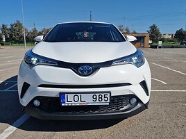 Toyota C-HR 2017 m Visureigis / Krosoveris