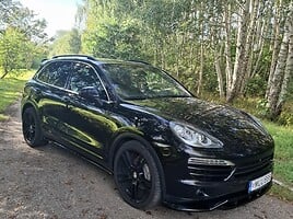 Porsche Cayenne 2011 г Внедорожник / Кроссовер