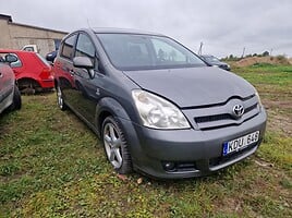 Toyota Corolla Verso 2007 г запчясти