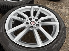 Seat Siunciam, 8j ET30 light alloy R18 rims