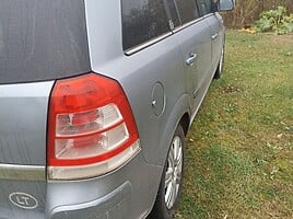 Opel Zafira B 2010 m