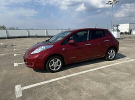 Nissan Leaf 2016 m Hečbekas