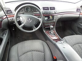 Mercedes-Benz E 220 2004 y parts