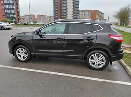 Nissan Qashqai 2014 y Off-road / Crossover