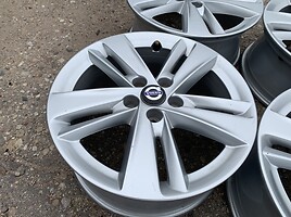 Volvo Siunciam, 7J ET42 light alloy R16 rims