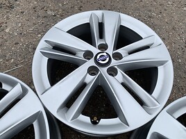 Volvo Siunciam, 7J ET42 light alloy R16 rims