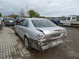 Mercedes-Benz E 220 2004 y parts