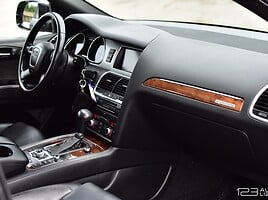 Audi Q7 2009 г Внедорожник / Кроссовер