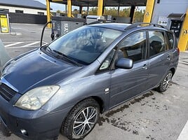 Toyota Corolla Verso Vienatūris 2002