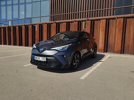 Toyota C-HR 2021 y Off-road / Crossover