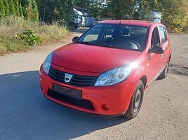 Dacia Sandero Hečbekas 2012