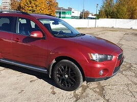 Mitsubishi Outlander 2012 y Off-road / Crossover