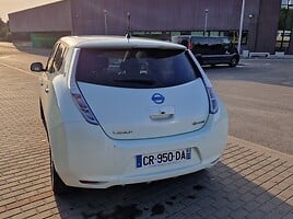 Nissan Leaf 2013 y Hatchback