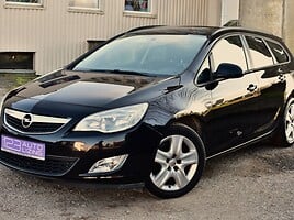 Opel Astra Universalas 2011