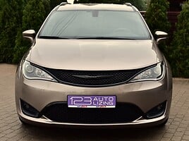 Chrysler Pacifica 2018 m Vienatūris