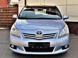 Toyota Verso 2010 y Van