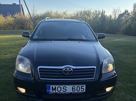 Toyota Avensis I 2003 y