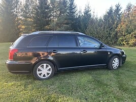 Toyota Avensis I 2003 y