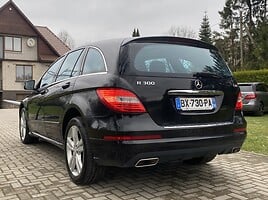 Mercedes-Benz R 300 CDI 2011 m