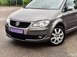 Volkswagen Touran 2009 г Минивэн