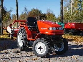 Mitsubishi MT-155 su žemės freza (52152)