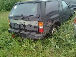 Nissan Terrano 1988 m Visureigis / Krosoveris