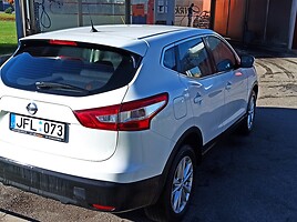 Nissan Qashqai 2016 y Off-road / Crossover