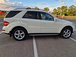 Mercedes-Benz ML 350 2010 г Внедорожник / Кроссовер