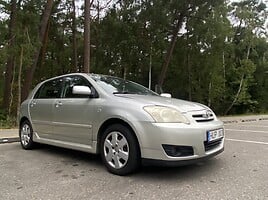 Toyota Corolla 2005 y Hatchback