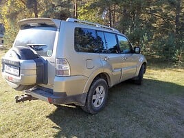 Mitsubishi Pajero 2008 г Внедорожник / Кроссовер