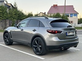 Infiniti FX35 2010 m Visureigis / Krosoveris