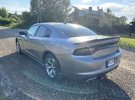 Dodge Charger SXT 2017 y