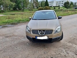 Nissan Qashqai 2007 y Off-road / Crossover