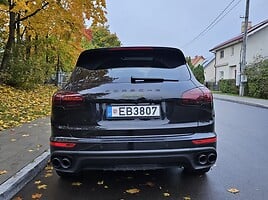 Porsche Cayenne S E-hybrid 2017 m