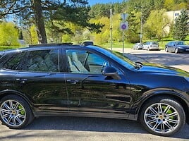 Porsche Cayenne S E-hybrid 2017 m