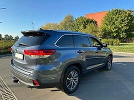 Toyota Highlander III XLE AWD 2018 y