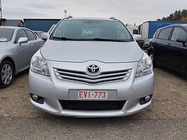 Toyota Verso 2010 y Van