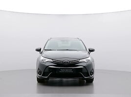 Toyota Avensis 2018 y Wagon