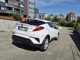 Toyota C-HR 2019 m Visureigis / Krosoveris