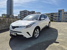 Toyota C-HR 2019 m Visureigis / Krosoveris