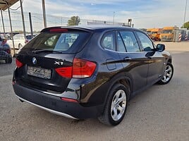 Bmw X1 2011 г Внедорожник / Кроссовер