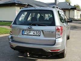 Subaru Forester 2011 y Off-road / Crossover