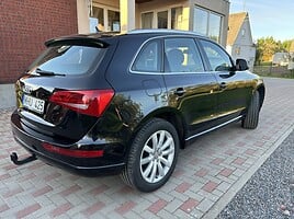 Audi Q5 2010 г Внедорожник / Кроссовер