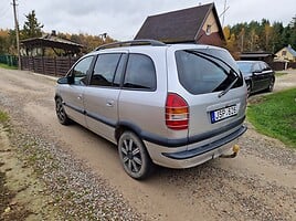 Opel Zafira 2003 m Vienatūris