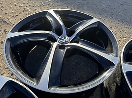 Volkswagen Siunciam, 8J ET35 light alloy R18 rims