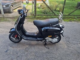 Piaggio Vespa 2012 г Мотороллер / Мопед