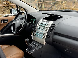 Toyota Corolla Verso 2008 г Универсал