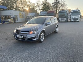 Opel Astra 2010 г Универсал