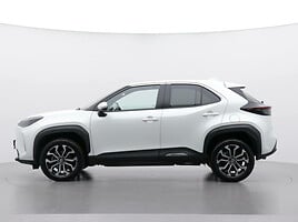 Toyota Yaris Cross 2023 г Внедорожник / Кроссовер