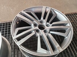 A4 light alloy R18 rims